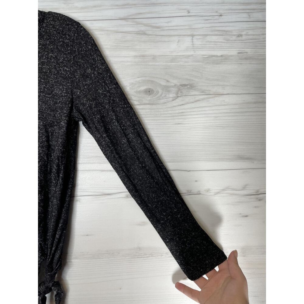 Olivia Rae Shirt Womens Medium Black Heathered Long Sleeve Tie Hem Made USA - Picture 3 of 8